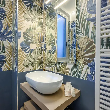 ゲストハウス La Cattedrale ラ・スペツィア